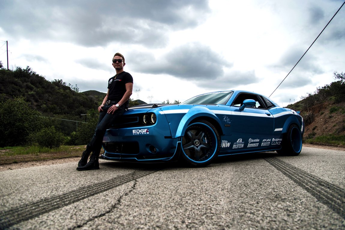 EDGE CUSTOMS Dodge Challenger R